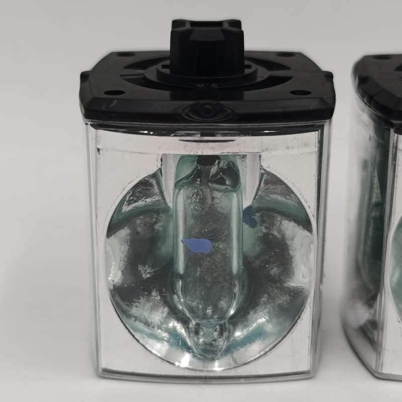 Lot of 3 vintage Sylvania magicube x flash cubes in box - 2 sides used