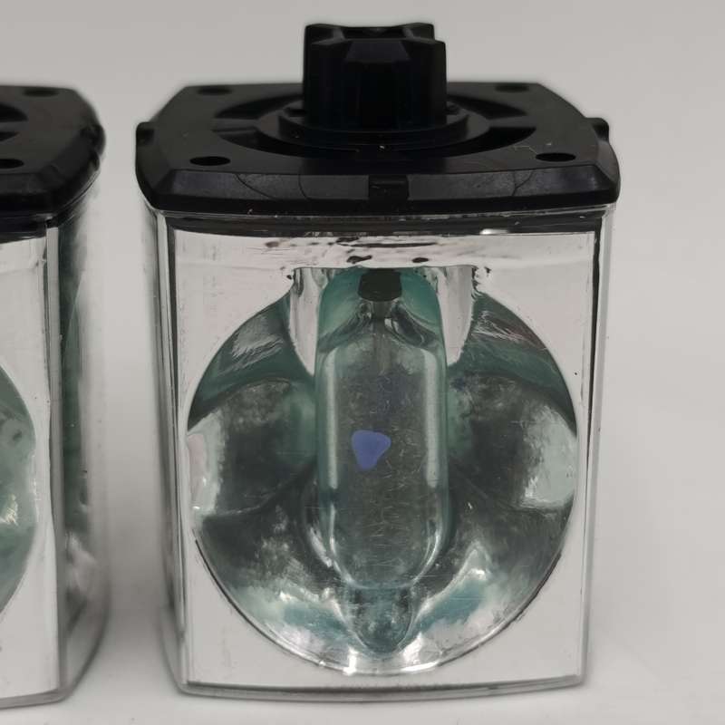 Lot of 3 vintage Sylvania magicube x flash cubes in box - 2 sides used
