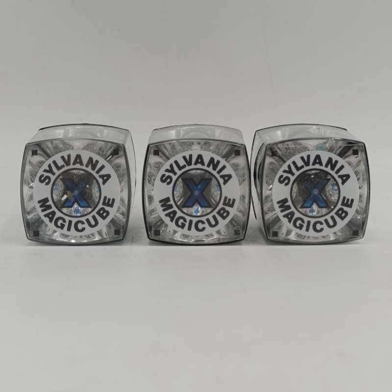 Lot of 3 vintage Sylvania magicube x flash cubes in box - 2 sides used