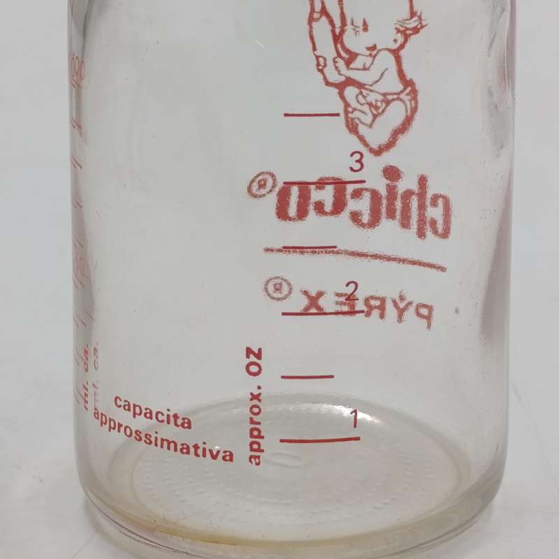 Vintage Pyrex Glass Chicco 100ml glass bottle with sipping cap