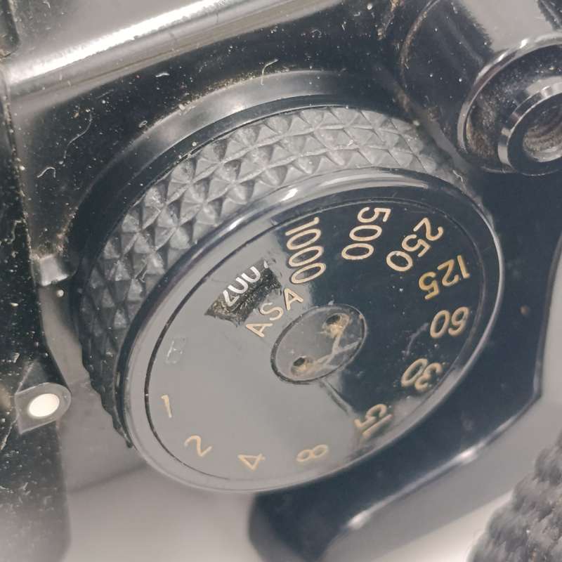 Vintage Yashica FX-3 35mm camera with Hanimex T21 flash in bag - shutter working