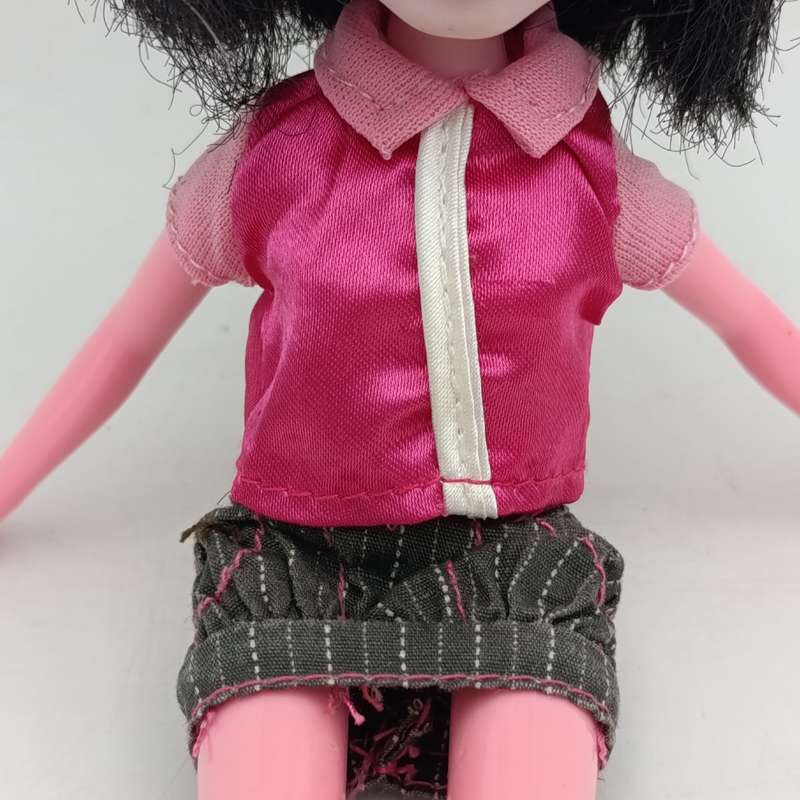 Draculora doll