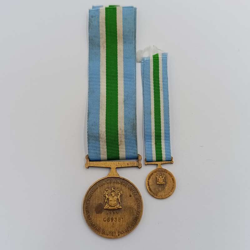 SADF Unity medal plus miniature #069381