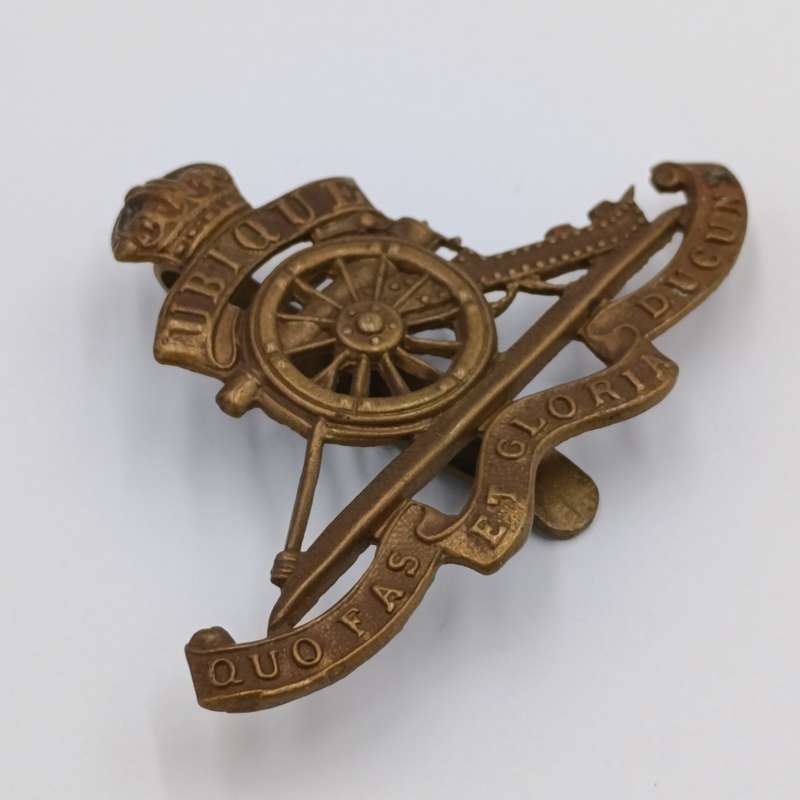 WW2 Royal Field Artillery cap badge