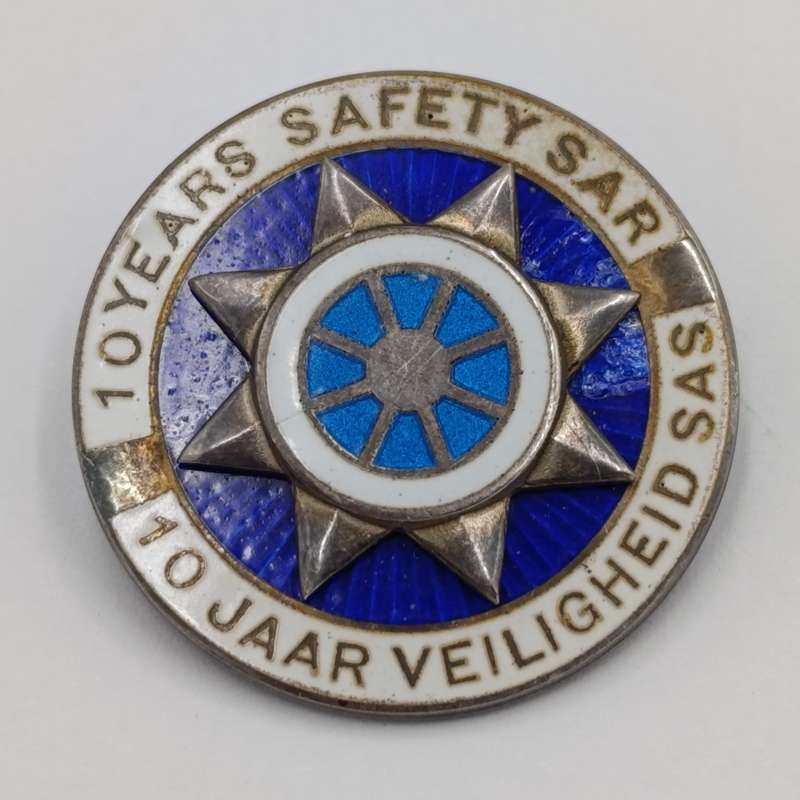 SA Railways 10 Years safety sterling silver badge #573