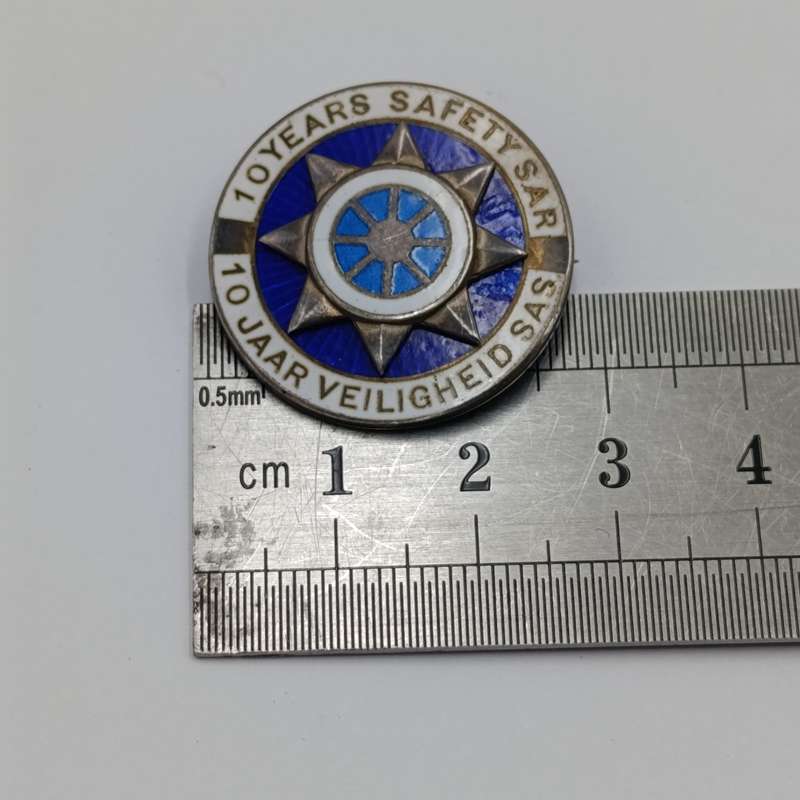 SA Railways 10 Years safety sterling silver badge #573