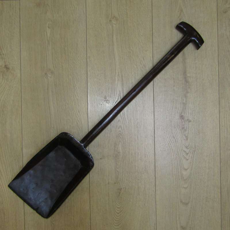 Antique wooden malt shovel - early 1800's - looks like stinkwood
