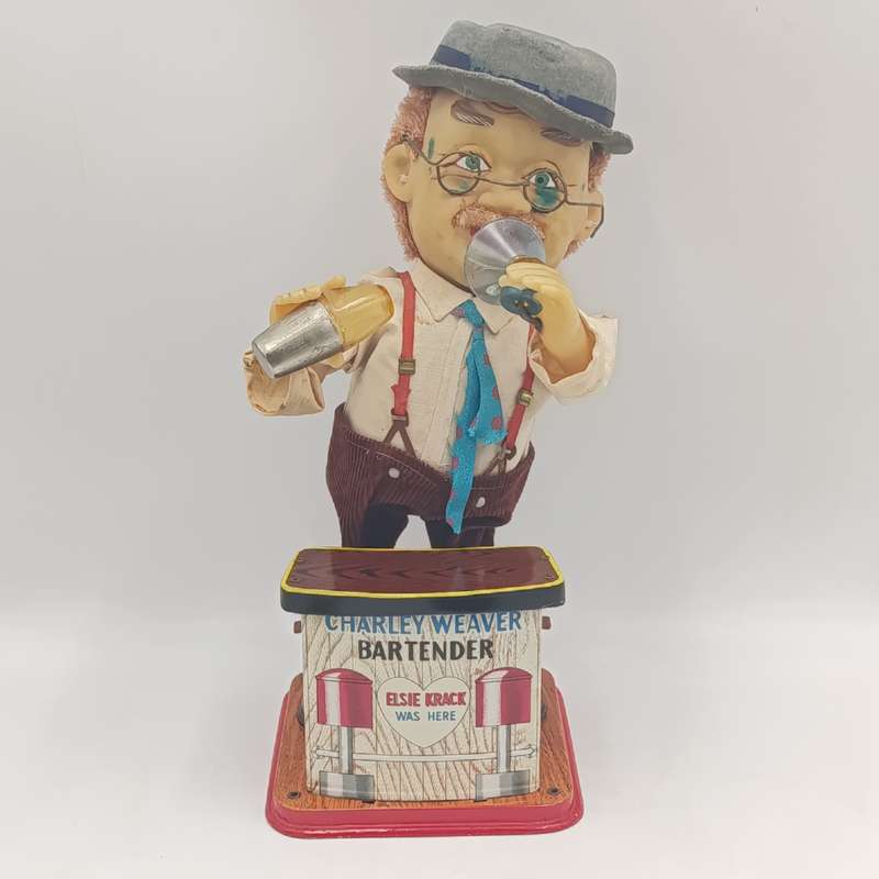 Vintage Charlie Weaver Bartender battery operated tin toy - working