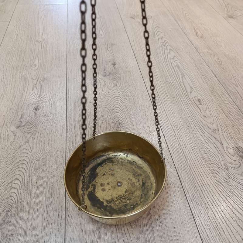 Antique brass hanging balancing scale