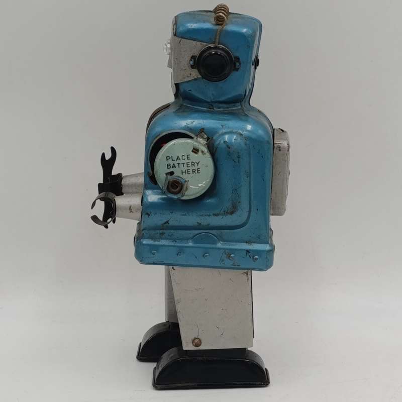 Vintage Zoomer the Robot Mechanical Toy - Eyes light up, But needs attention