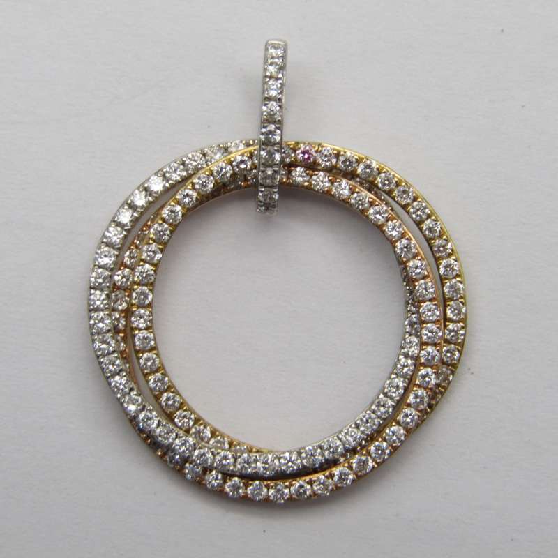 18kt White-, Yellow- and Rose gold diamond pendant with 144 small diamonds - weighs 3,7g