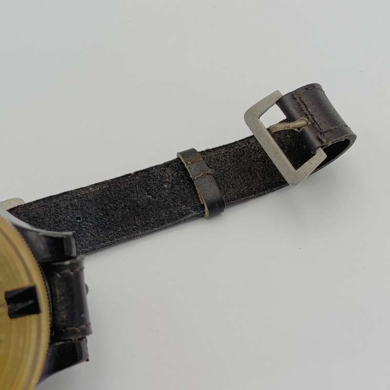 WW2 German Luftwaffe pilot AK39 wrist compass - serial F1 23235 - 1
