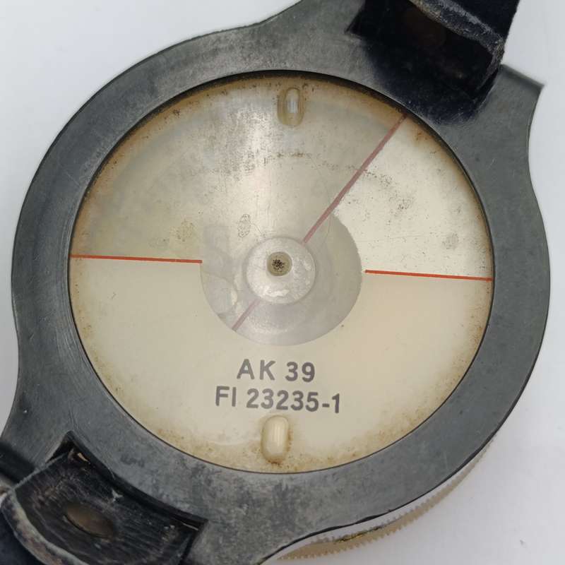 WW2 German Luftwaffe pilot AK39 wrist compass - serial F1 23235 - 1