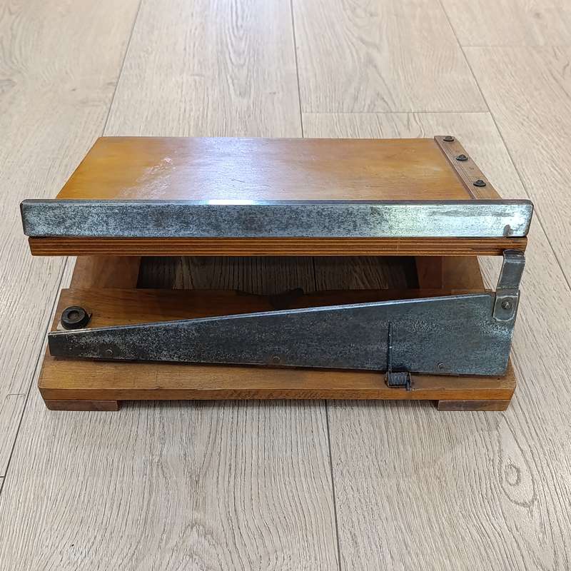Antique Merretts Patent paper guillotine