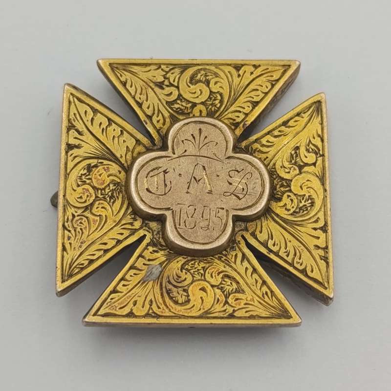 Brooch with Gold inscribed Elliott medal to J. Arnold "CAS 1895"