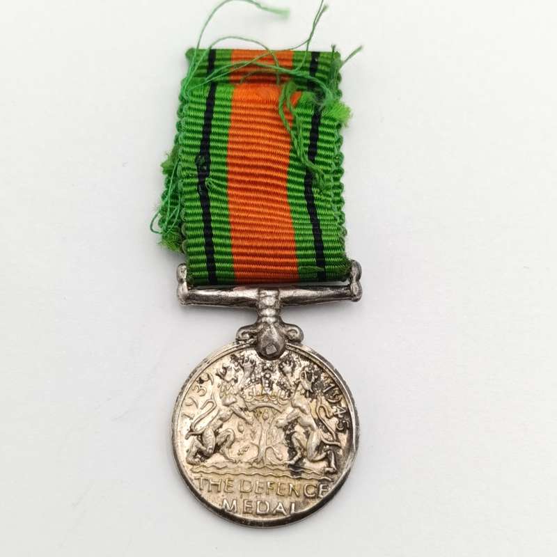 WW2 The Defence medal miniature
