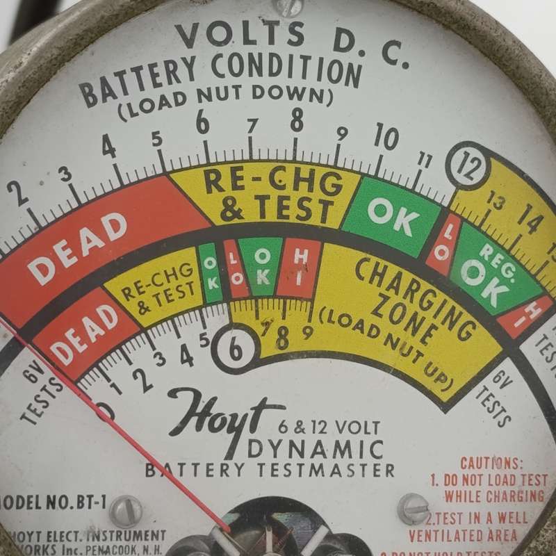 Vintage Hoyt Dynamic Battery Testmaster tester