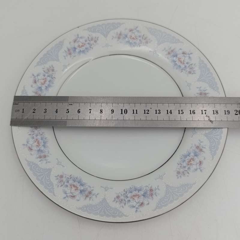 Silverie porcelain trio