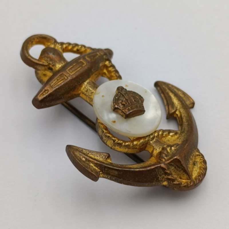 WW2 Royal Navy sweetheart badge