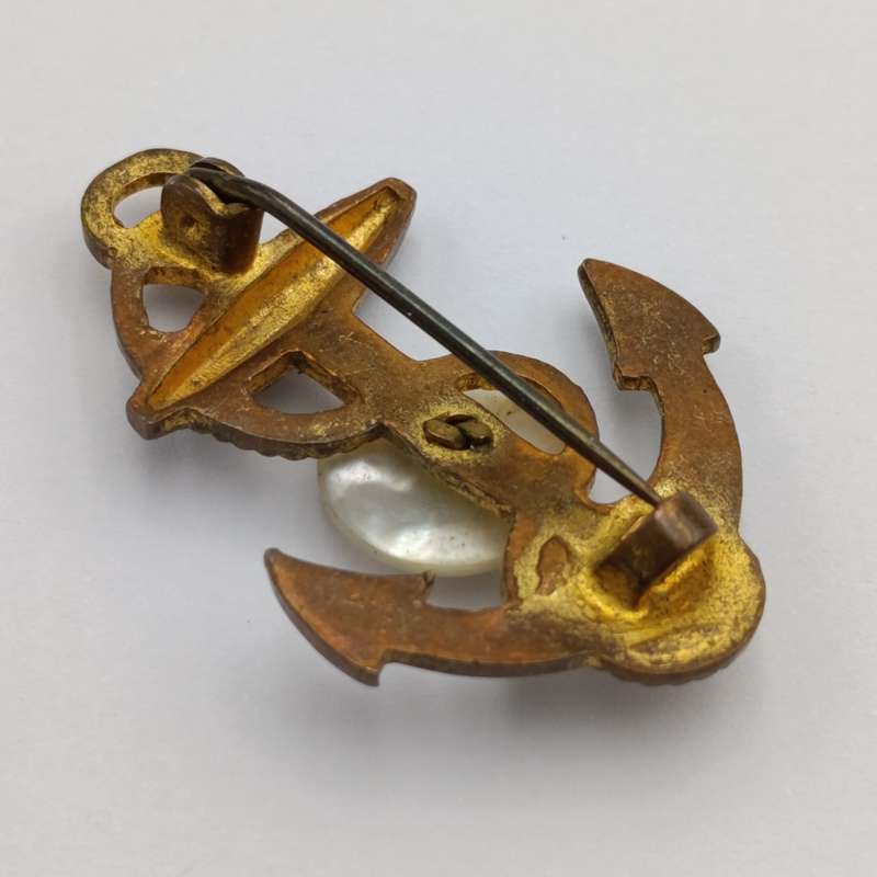 WW2 Royal Navy sweetheart badge