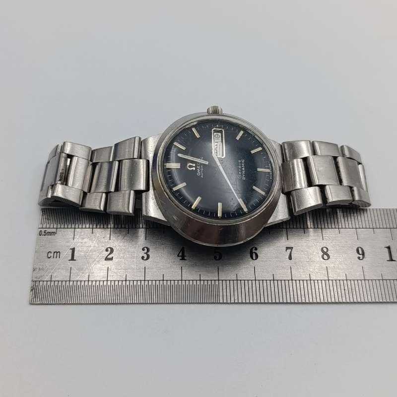 Vintage Omega Automatic Geneve day/date mens watch with blue dial - working