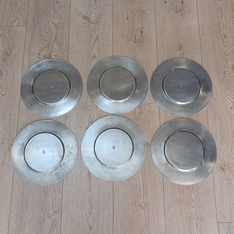 Set of 6 Tin placement plates with dollies