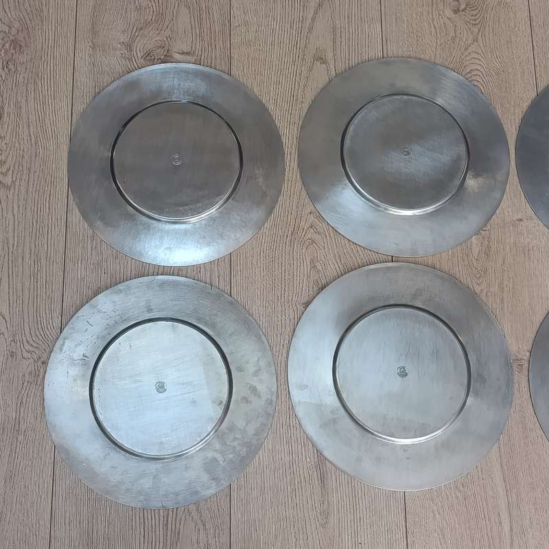 Set of 6 Tin placement plates with dollies