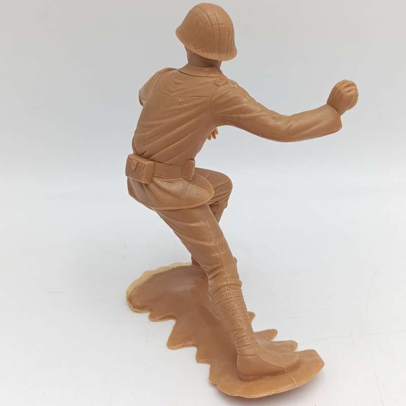 Marx Toys WW2 Japanese toy soldier - 6 inch