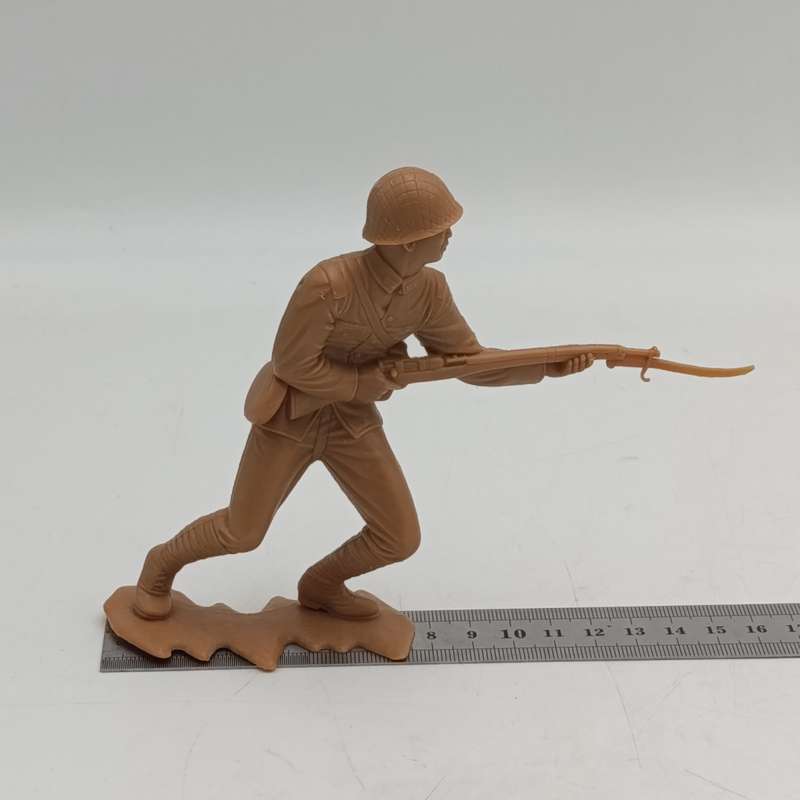 Marx Toys WW2 Japanese toy soldier - 6 inch