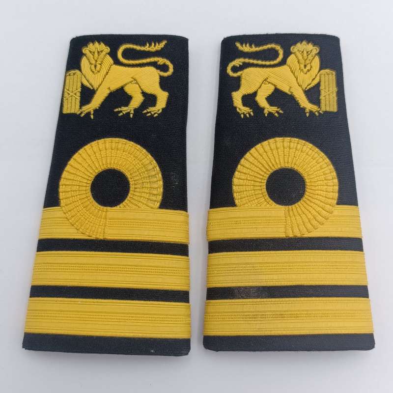 Pair of SA Navy Commander rank epaulettes