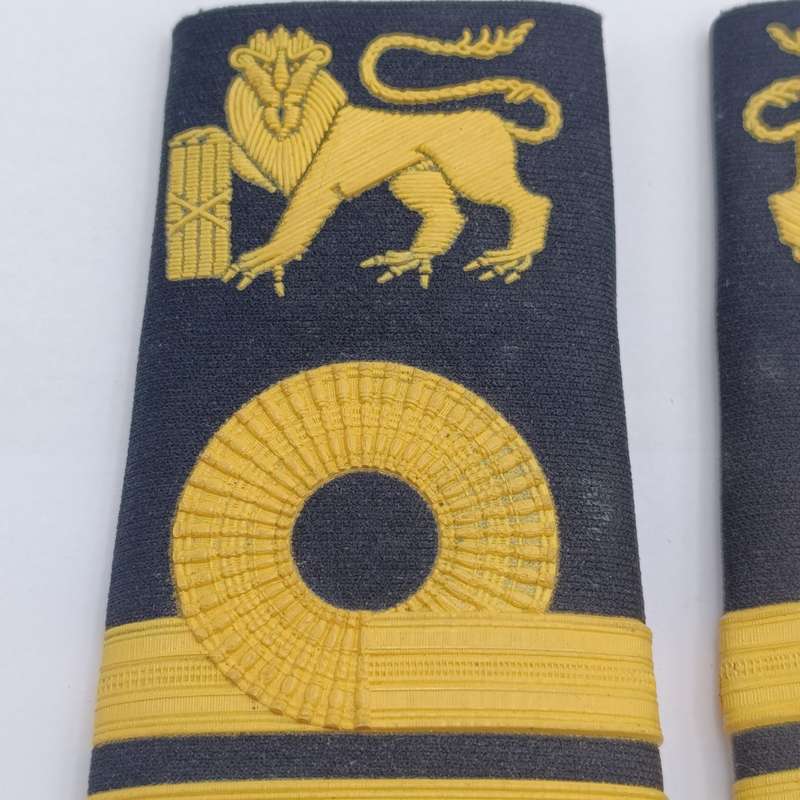 Pair of SA Navy Commander rank epaulettes