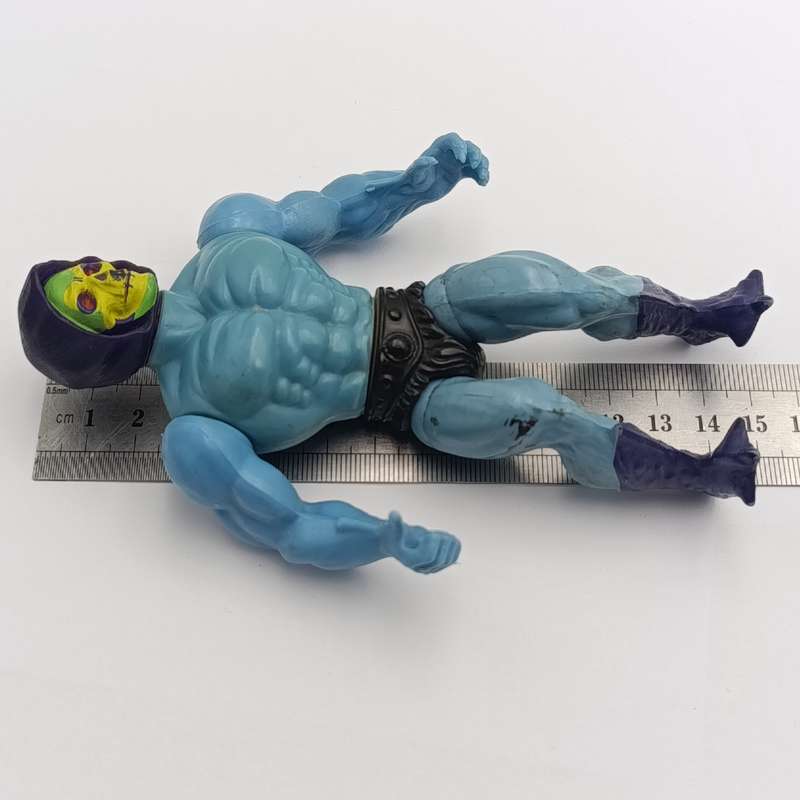 Vintage Masters of the Universe Skeletor figurine