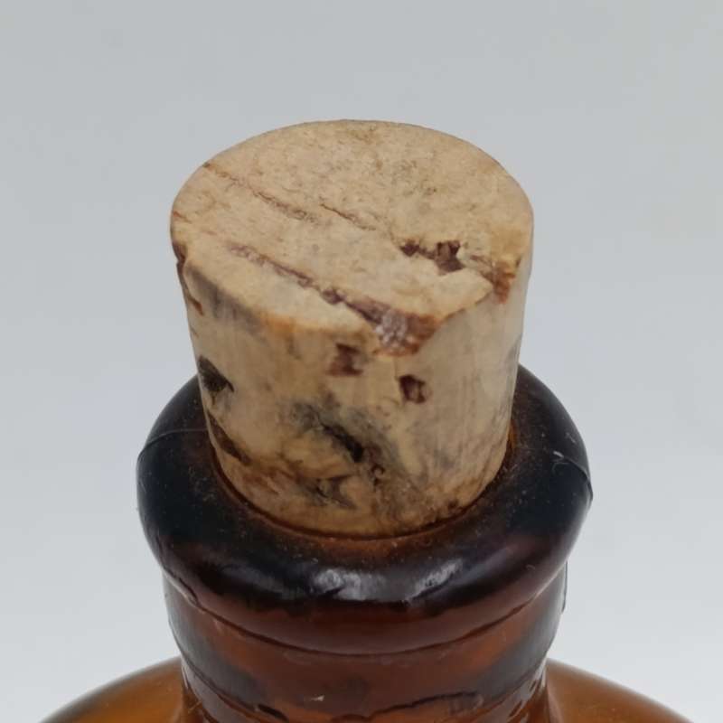 Lot of 3 sizes brown poison bottles - English and Afrikaans