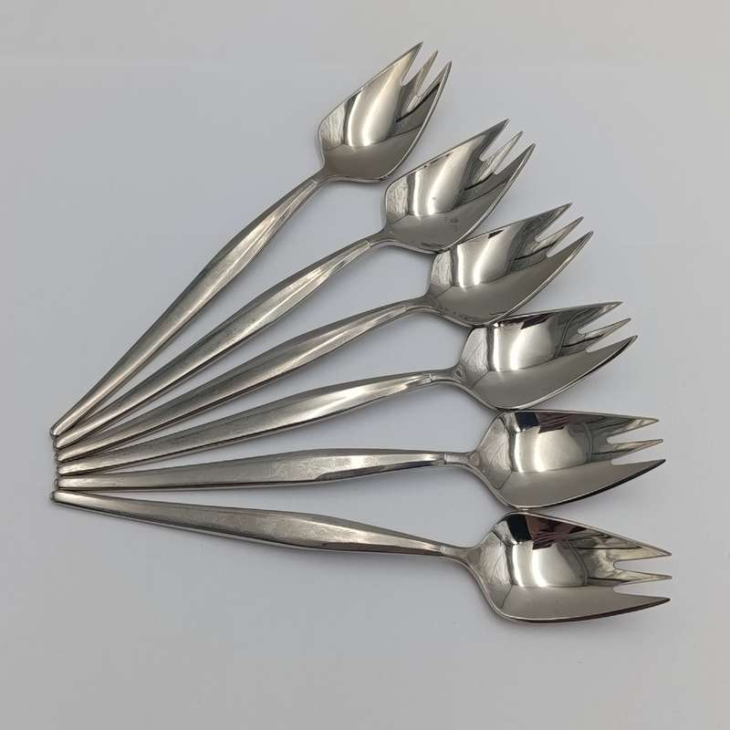 Lot of 6 Noritake fork spoons