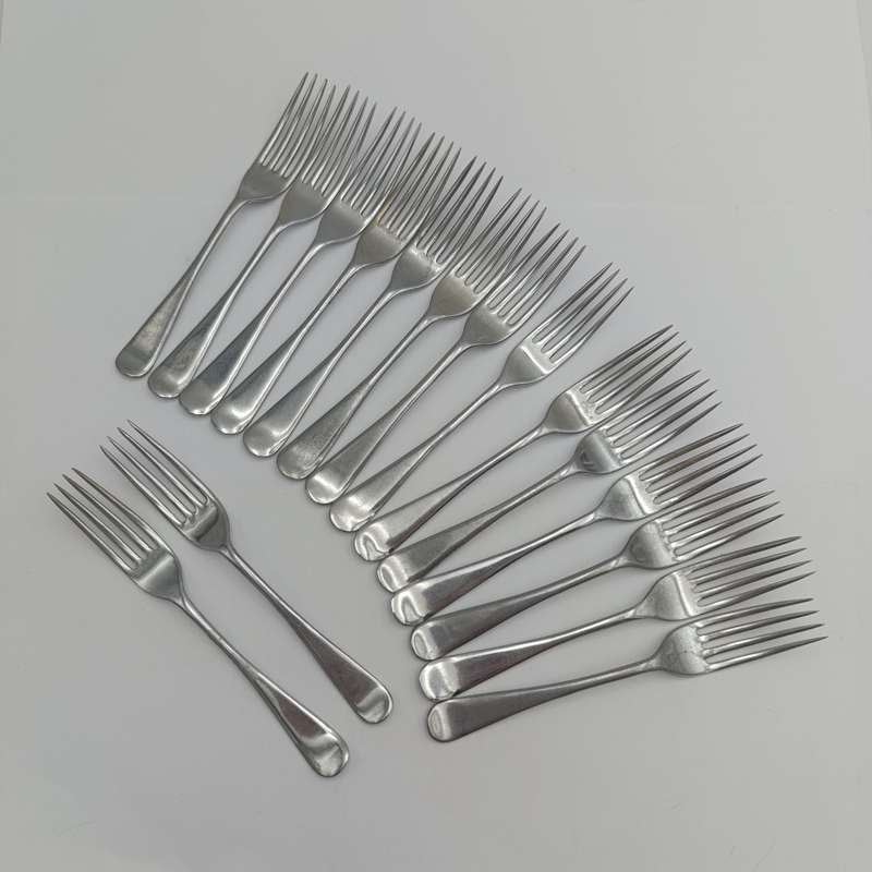 Lot of 16 chromoid nickle silver forks