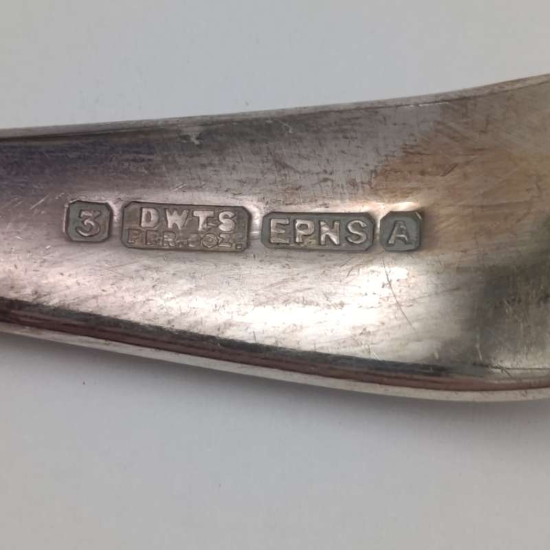 Lot of 6 x 3 dwts silverplated spoons