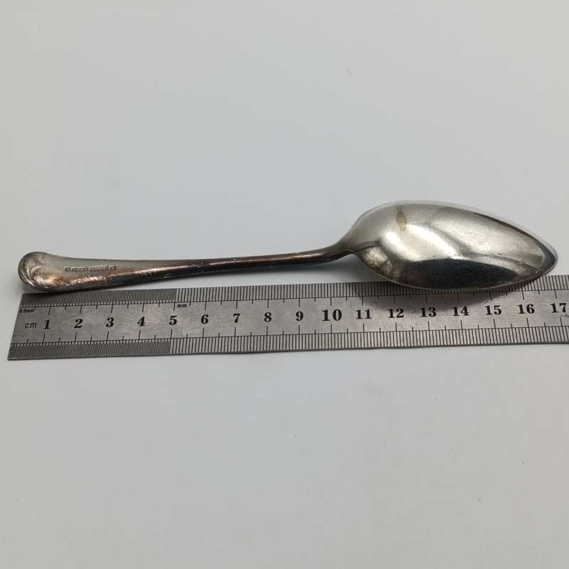 Lot of 6 x 3 dwts silverplated spoons