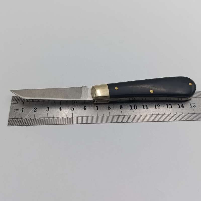 Joseph Rodgers pocket knife in box - Sanlam branding on on blade