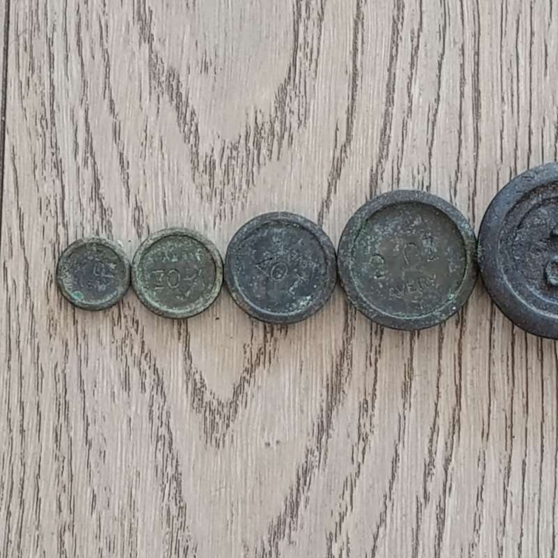 Full set of 10 Antique Scale weights - 1/4oz to 5 pounds - brass and cast iron