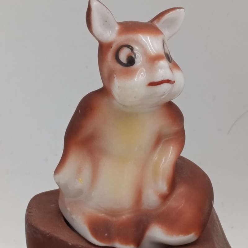 Vintage Chipmunk salt and pepper condiment set