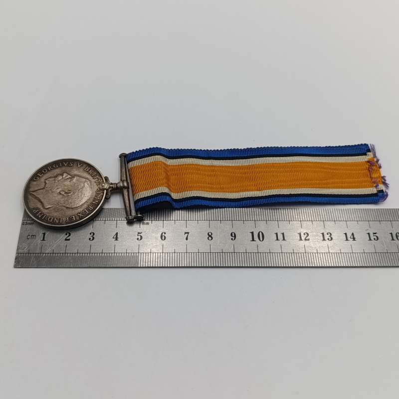 WW1 War Medal issued to 1962 Pte. T Sweenie, Royal Scots