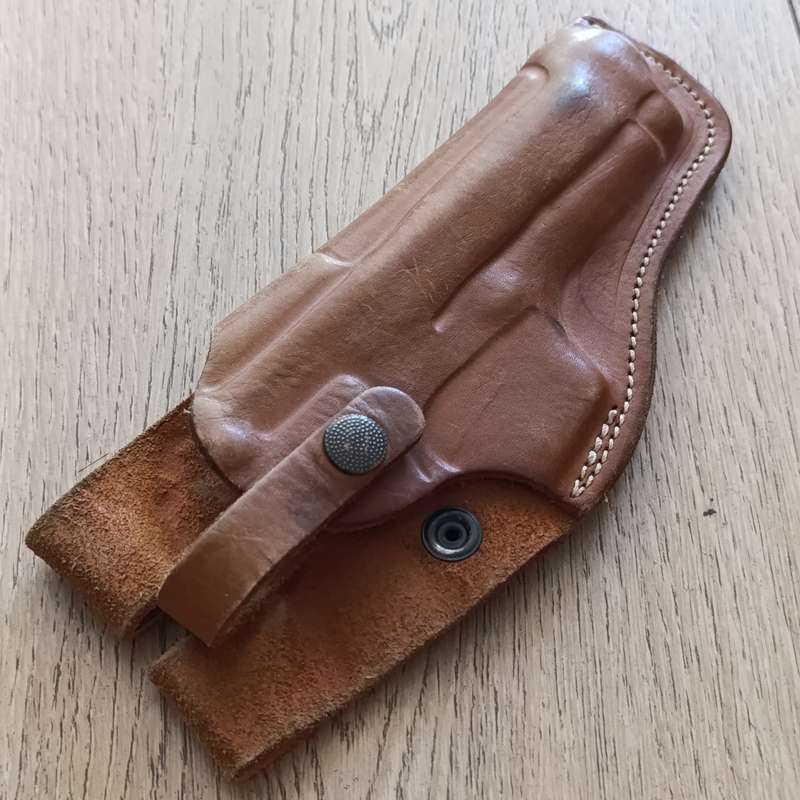 Vintage El-Paso Leather gun holster for Z88 - right hand side
