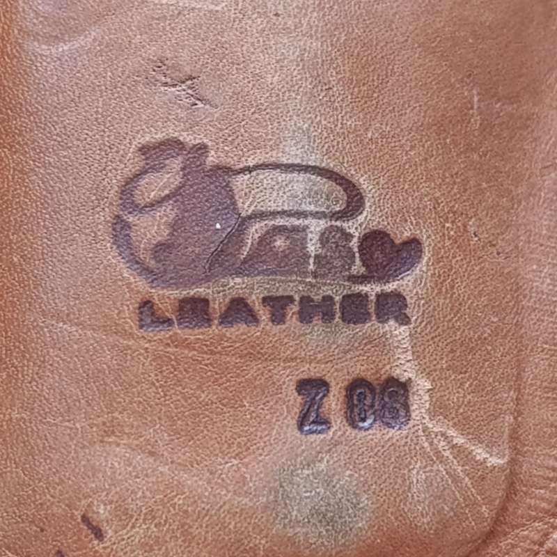 Vintage El-Paso Leather gun holster for Z88 - right hand side