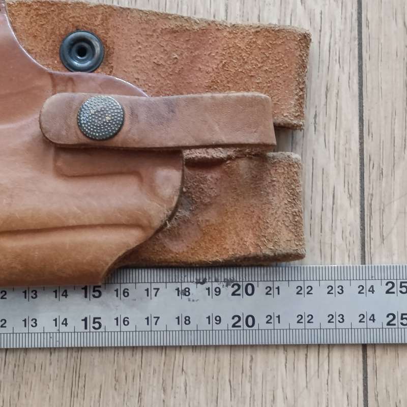 Vintage El-Paso Leather gun holster for Z88 - right hand side