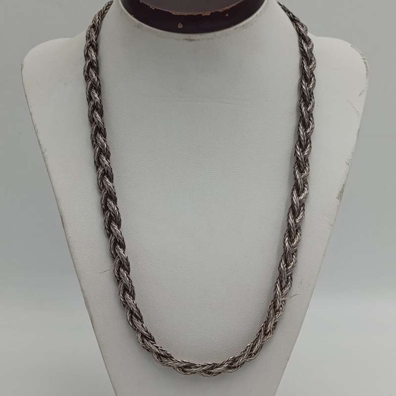 Beautiful heavy twisted Sterling silver necklace - weighs 73.5g -length 50cm