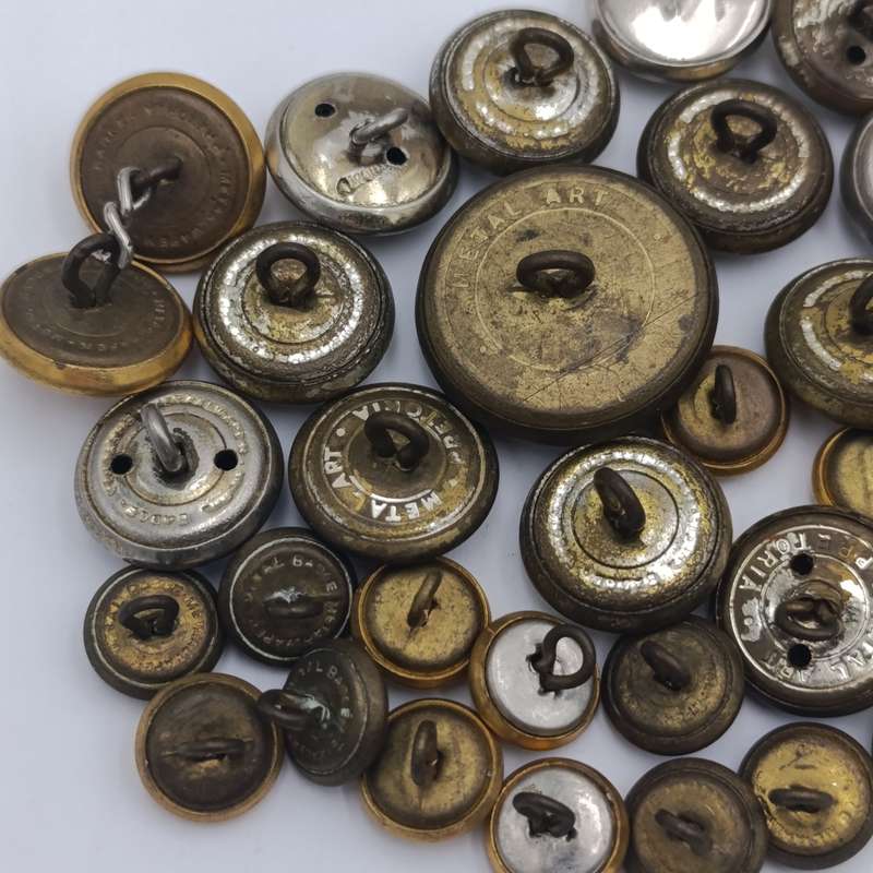 Large lot of SA Railway Police uniform buttons