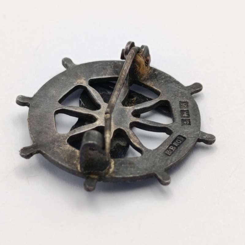 Vintage Sterling silver RMMV Carnarvon Castle pin badge