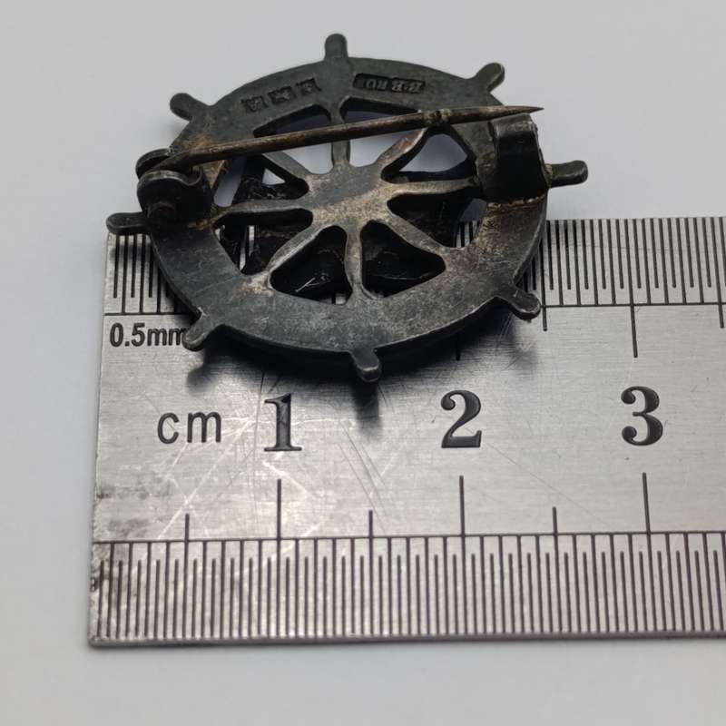 Vintage Sterling silver RMMV Carnarvon Castle pin badge