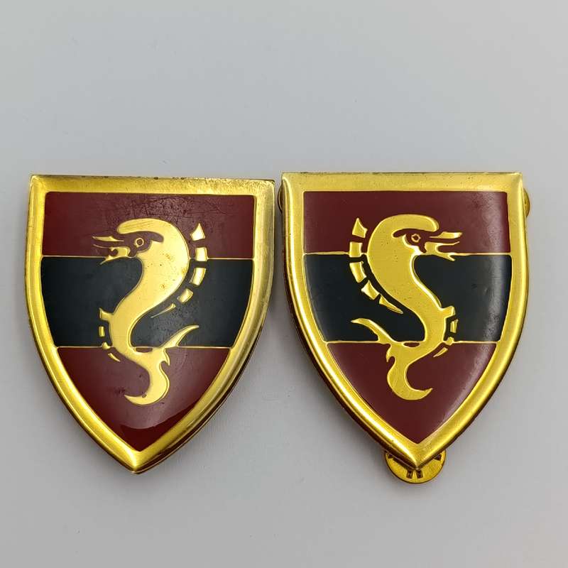 Set of SADF 16 Engineers regiment shoulder flashes