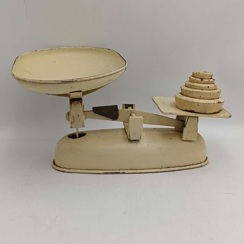 Vintage Harper balancing scale with weights